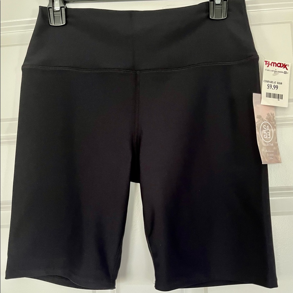 New black bike shorts with tags